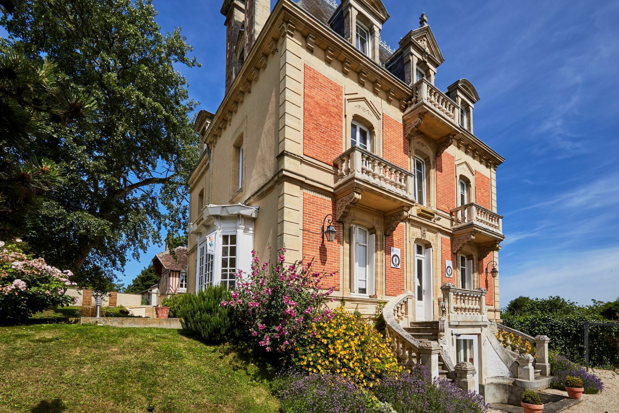 Les Villas D'Arromanches, Teritoria Kültér fotó